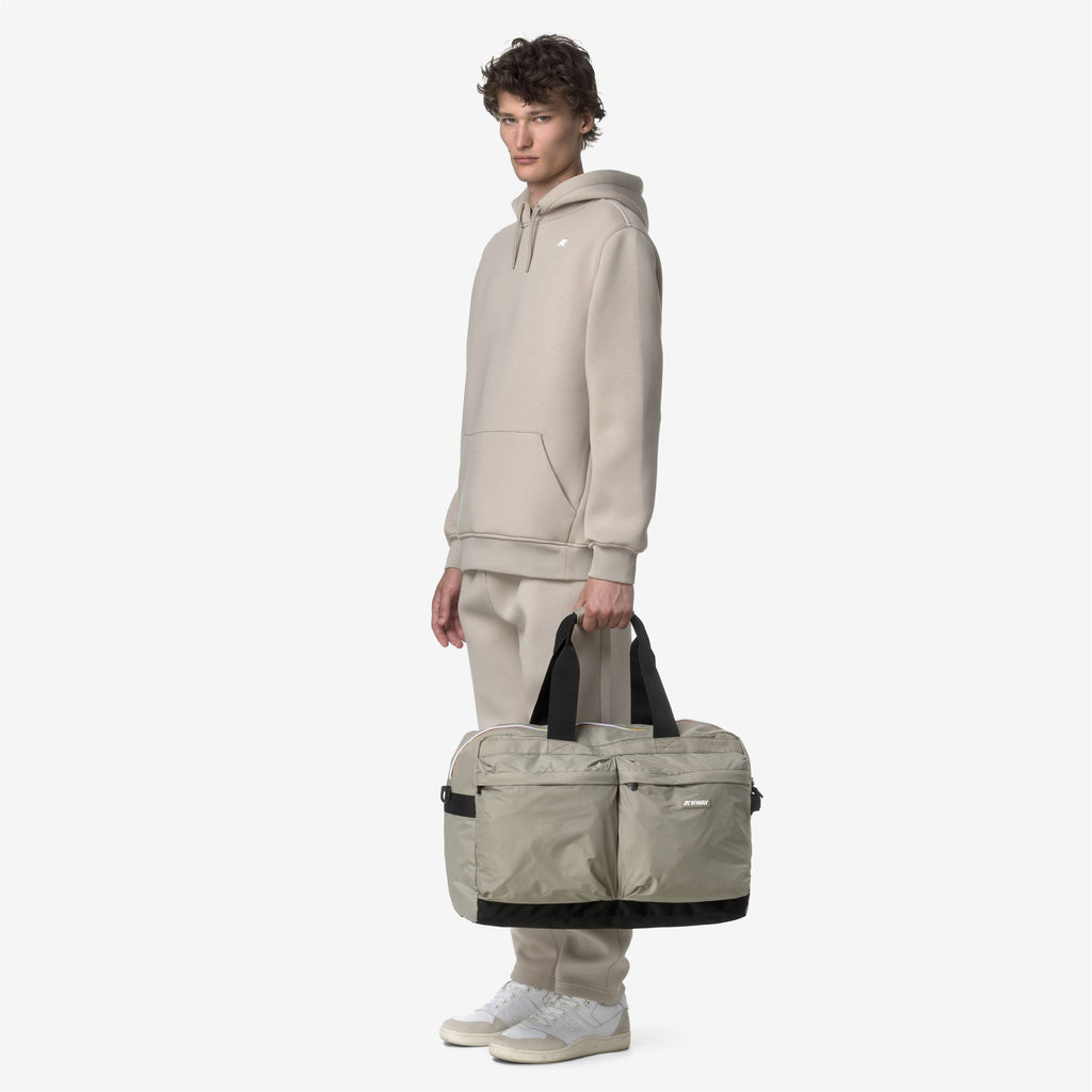 Bags_UNISEX_ARDELU_Duffle_Green Oak - Commercial 6