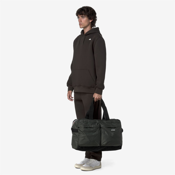 Bolsa de lona unisex verde con bolsillos utilitarios y correa ajustable 5