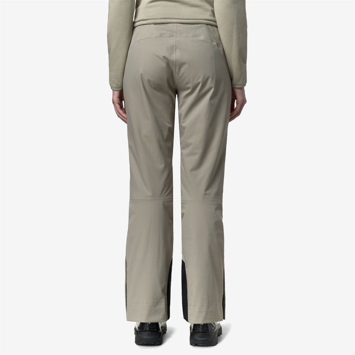 LURA 2L TWILL Pantaloni Pantaloni sportivi Donna Green Oak 3