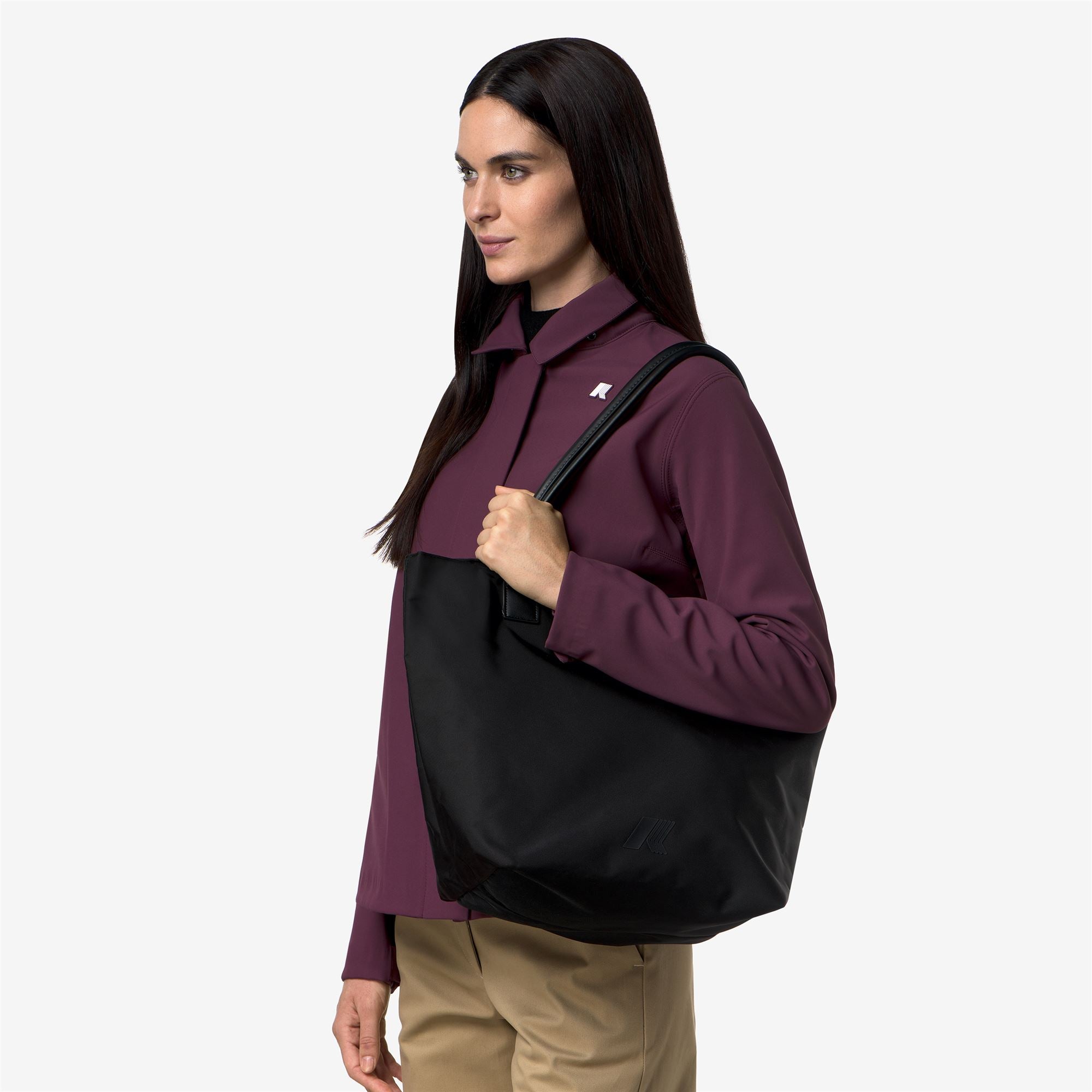Bags_Unisex_AMABELLE_Tote Bag_Grey Beauty - Commercial 5
