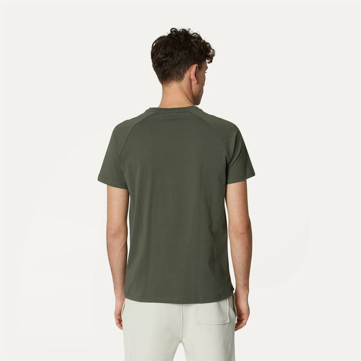 T-ShirtsTop Man EDWING T-Shirt GREEN BLACKISH Dressed Front Double		