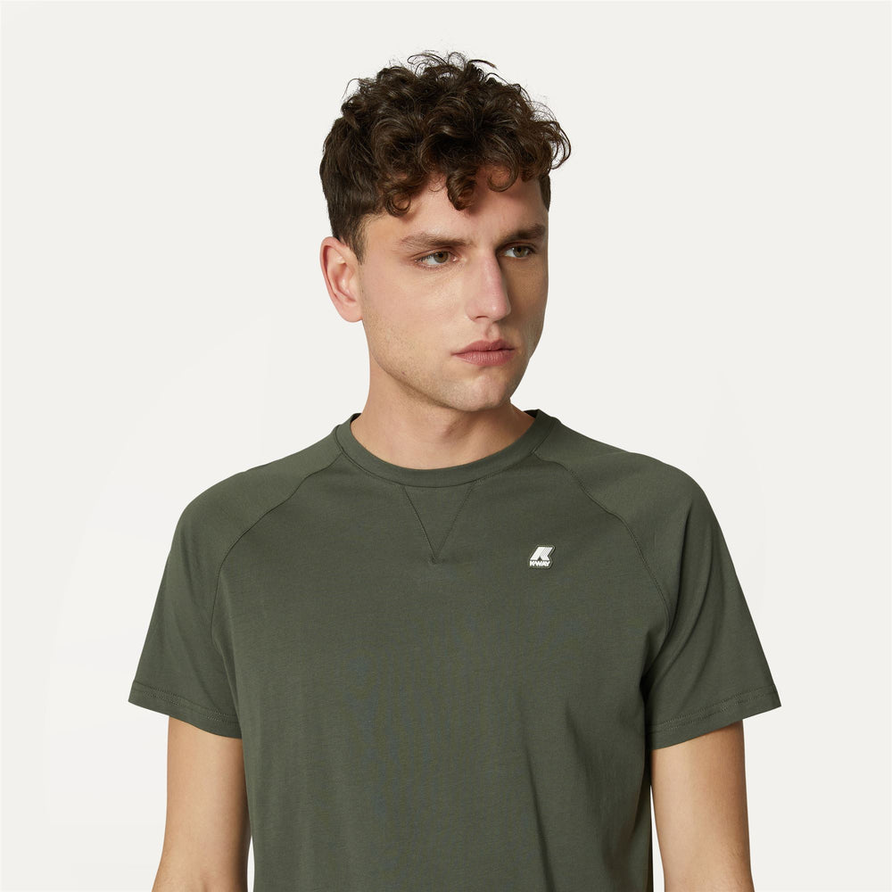 T-ShirtsTop Man EDWING T-Shirt GREEN BLACKISH Detail Double				