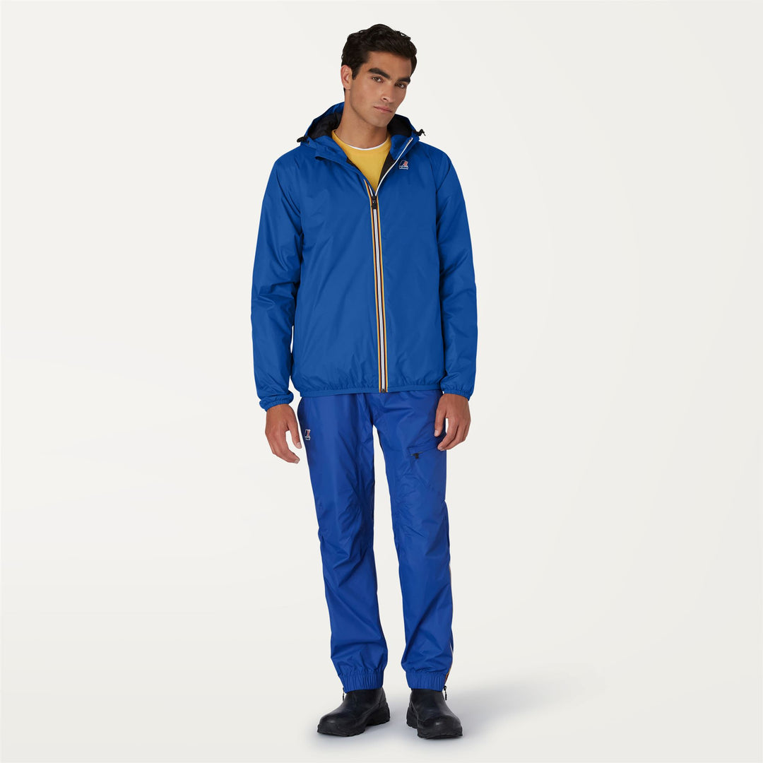 Jackets Unisex LE VRAI 3.0 CLAUDE WARM Mid BLUE ROYAL Dressed Back (jpg Rgb)		