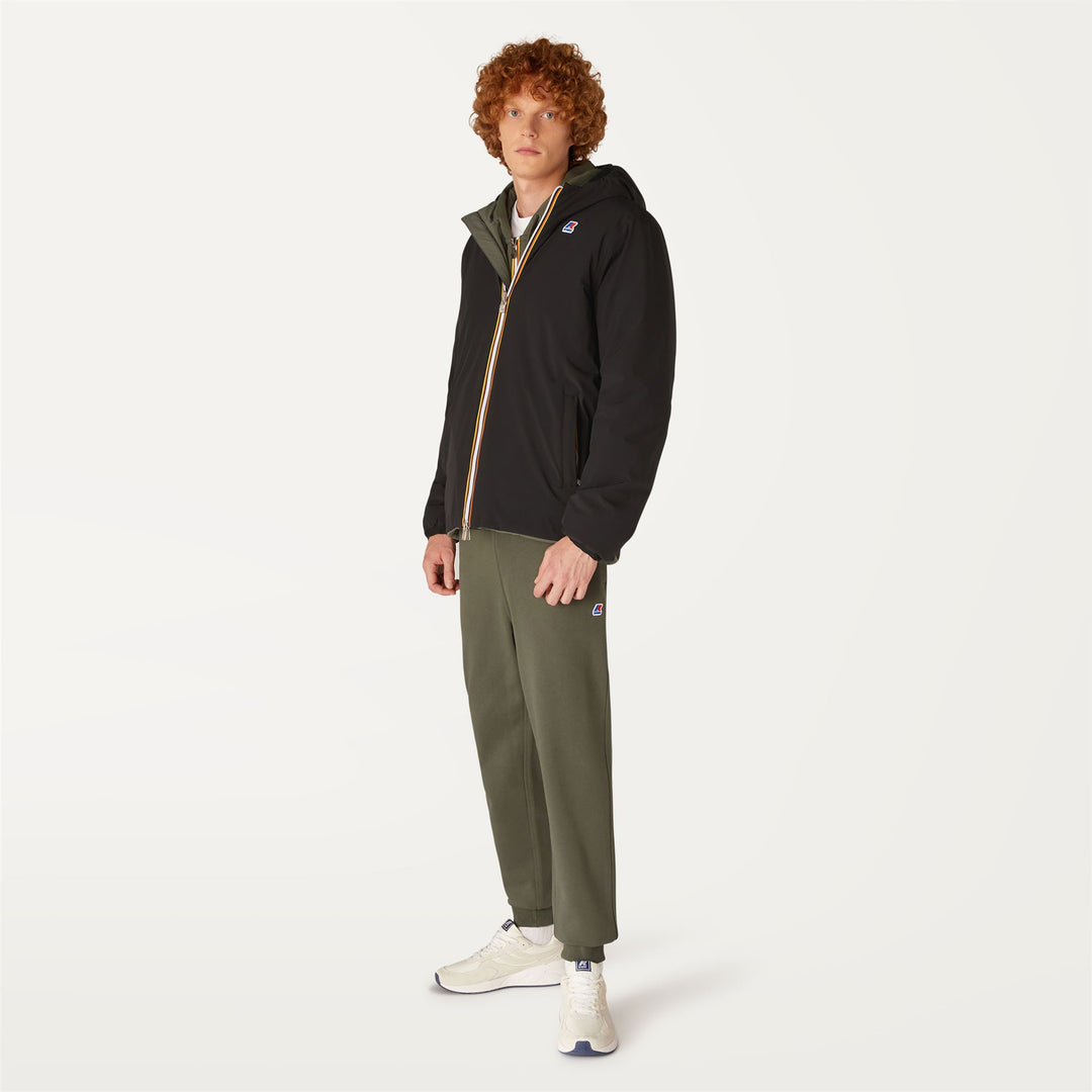 Chaqueta reversible cálida negra y gris para hombre con acolchado sintético main