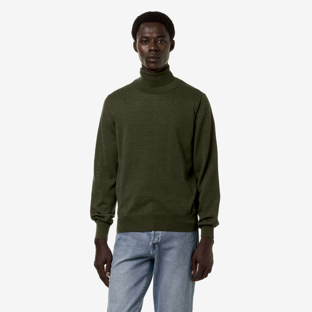 Pullover Collo Alto Uomo in Lana Merino Verde Scuro per Calore 02