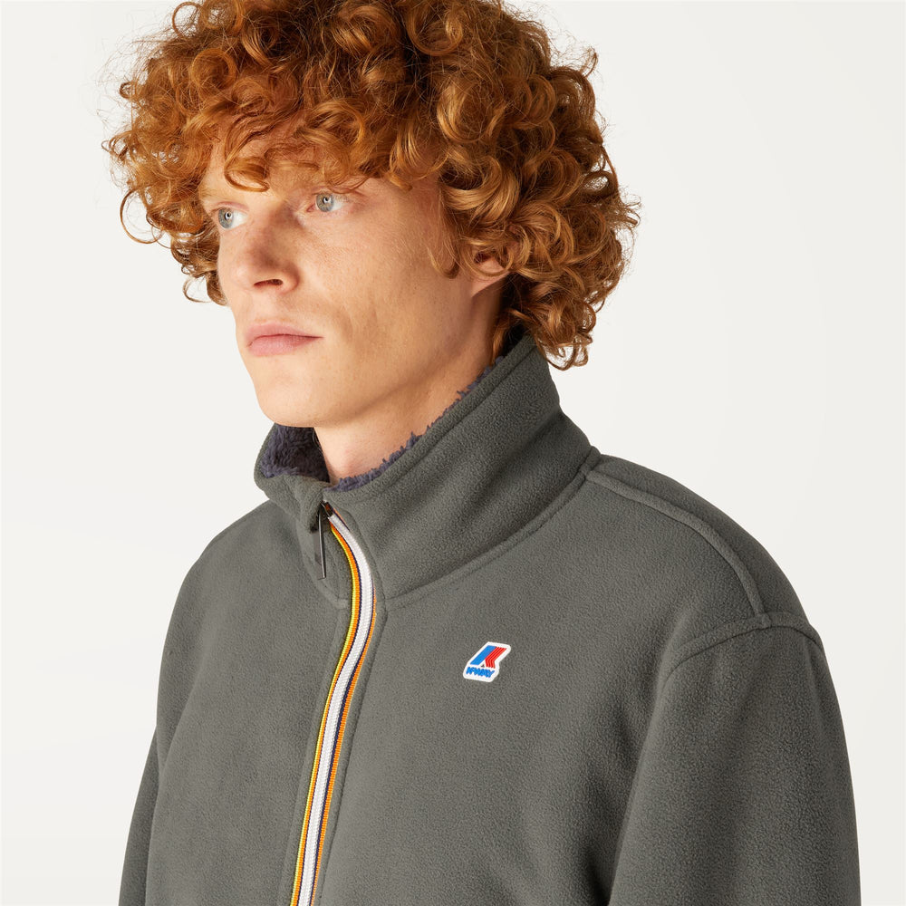 Giacca Fleece Calda Uomo Verde Scuro con Tasche con Zip 02