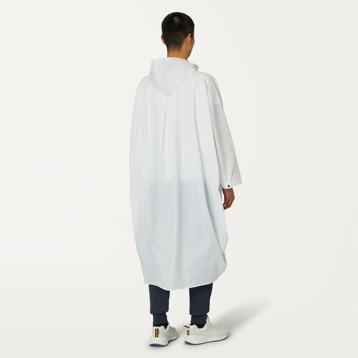 Jackets Unisex LE VRAI 3.0 RENNES PONCHO WHITE Dressed Front Double		