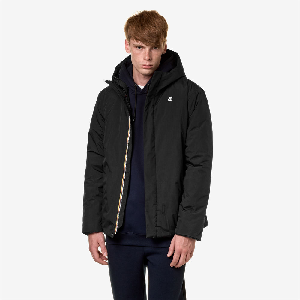 Giacca Corta Impermeabile Leggera Uomo Nero Grigio con Isolamento 02