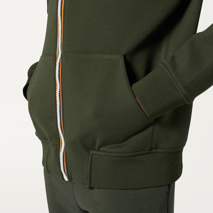 Fleece Man BERENGER LIGHT SPACER Jacket GREEN BLACKISH Detail Double				