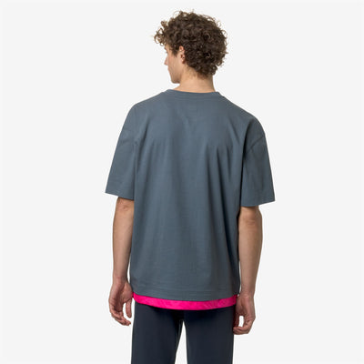 T-ShirtsTop Unisex LE VRAI SERILLE NYLON PC T-Shirt GREY EVEREST - PINK INTENSE Dressed Front Double		