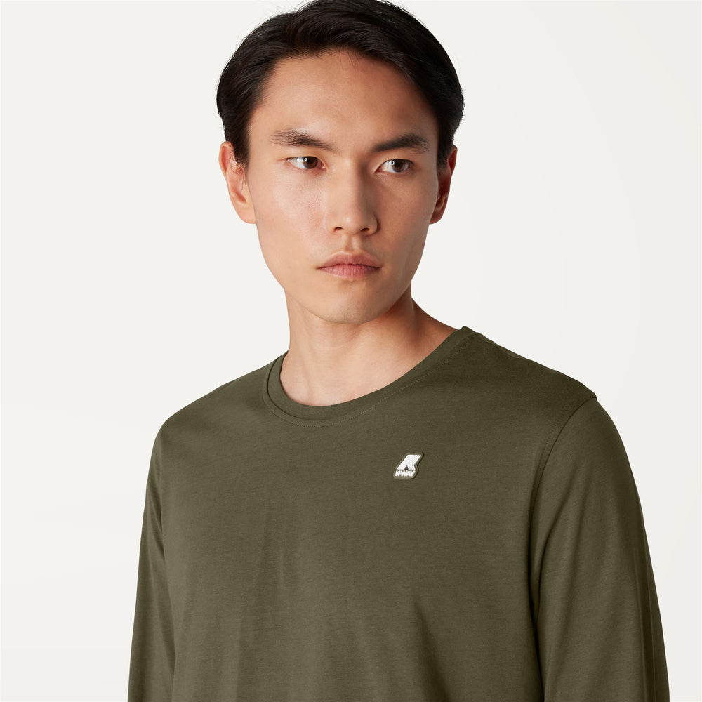 T-ShirtsTop Man ELMER T-Shirt GREEN BLACKISH Detail Double				