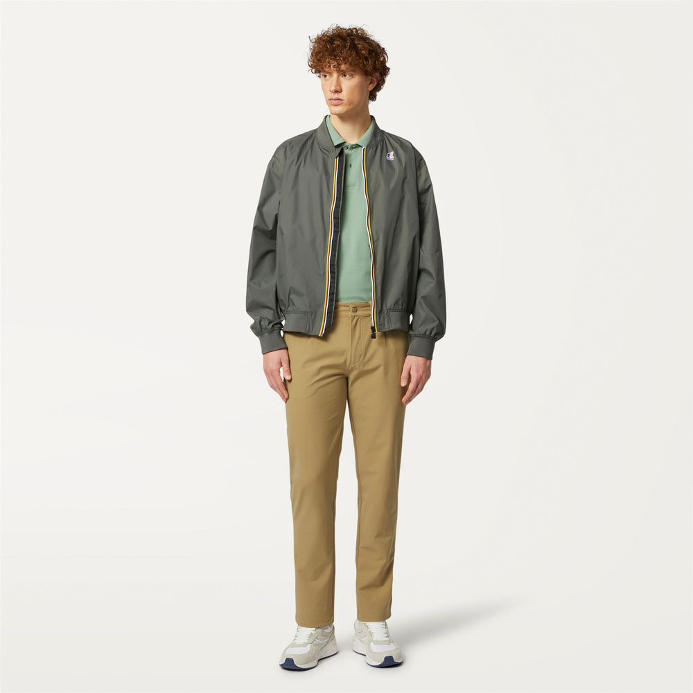 Pantalones Chino Urbanos Beige Marrón para Hombre con Nylon Elástico 02