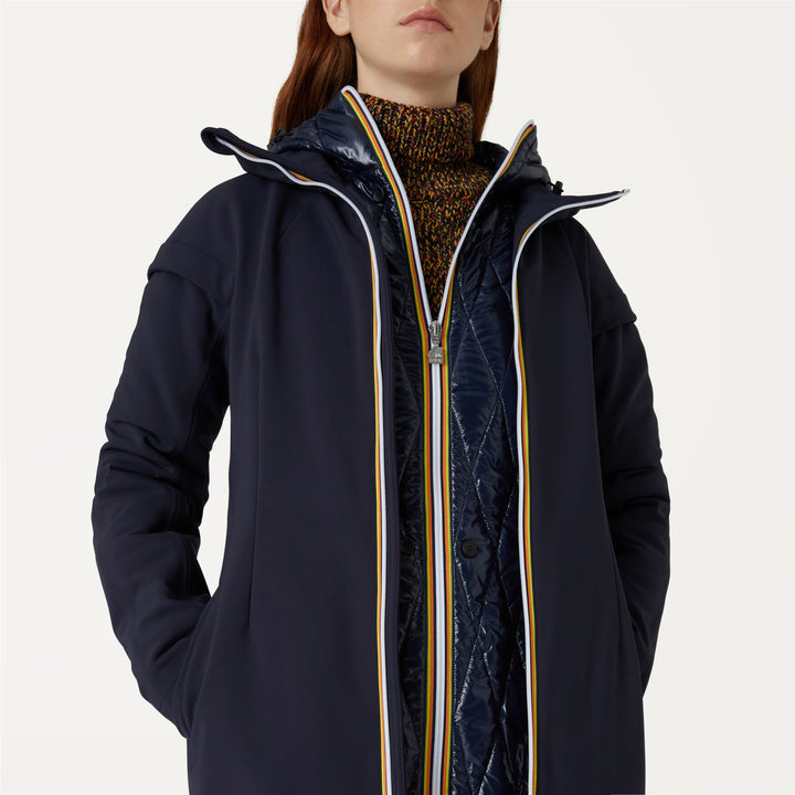 Chaqueta larga impermeable azul marino para mujer con forro extraíble 2
