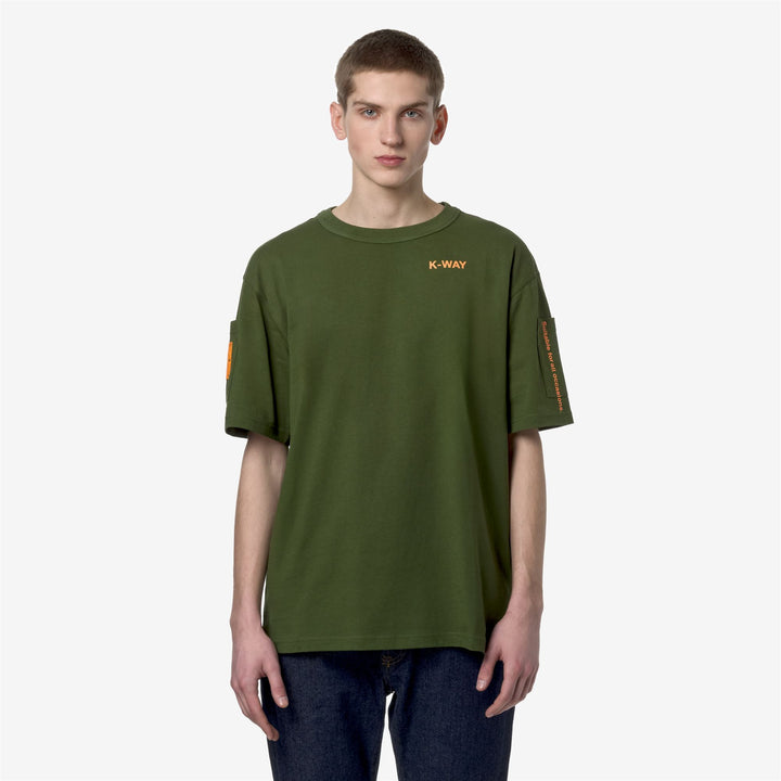 T-ShirtsTop Man FANTOME SLEEVE POCKET T-Shirt GREEN CYPRESS - ORANGE MD Dressed Back (jpg Rgb)		