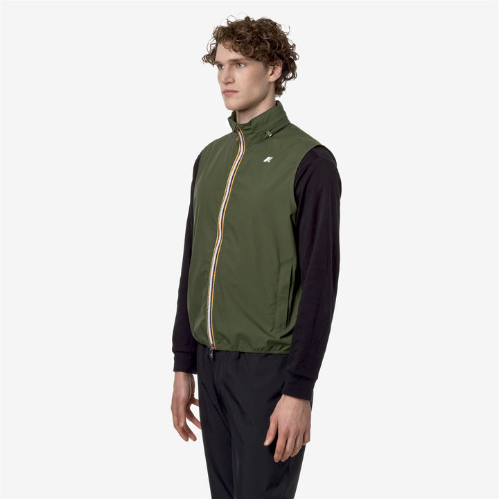 Jackets Man VALEN STRETCH DOT Vest GREEN CYPRESS Detail (jpg Rgb)			