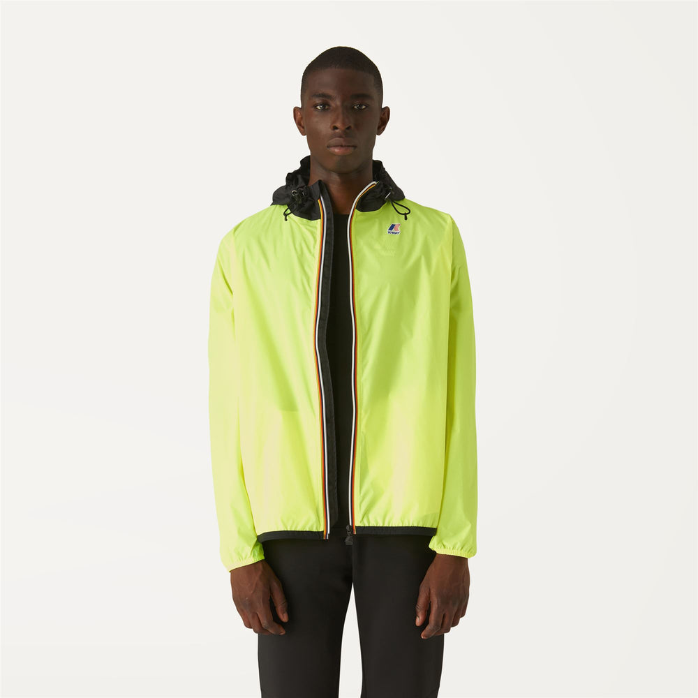 Giacca Antivento Pieghevole Unisex Gialla e Nera per Allenamento 02