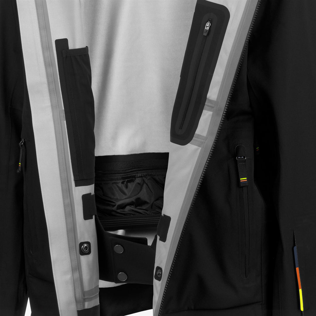 Jackets Man BOZEL 3 LAYERS - SHELL JACKET Mid BLACK PURE Dressed Side (jpg Rgb)		