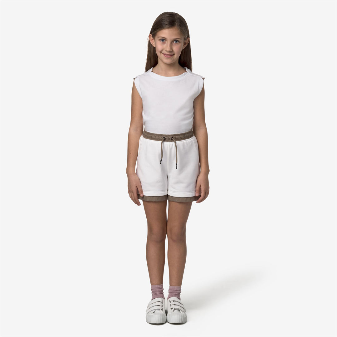 Shorts Kid unisex P. LE VRAI NEST NYLON PC Sport  Shorts WHITE - BEIGE TAUPE Dressed Back (jpg Rgb)		