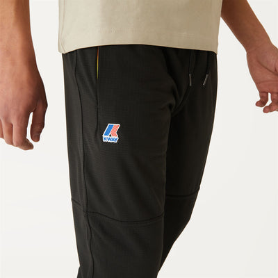 Pants Unisex LE VRAI 2.1 AMIABLE BONNET FLEECE Sport Trousers BLACK PURE Detail Double				