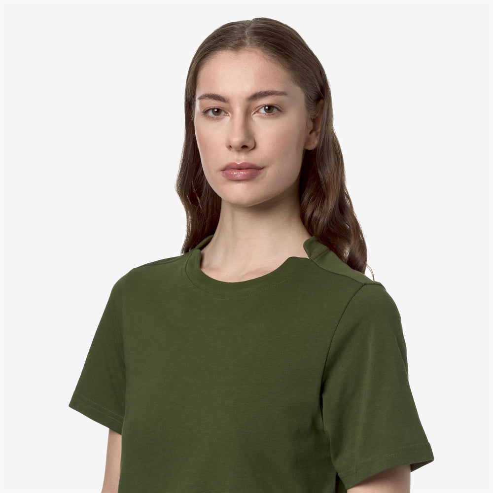 T-ShirtsTop Woman AMILLY T-Shirt GREEN CYPRESS Detail Double				