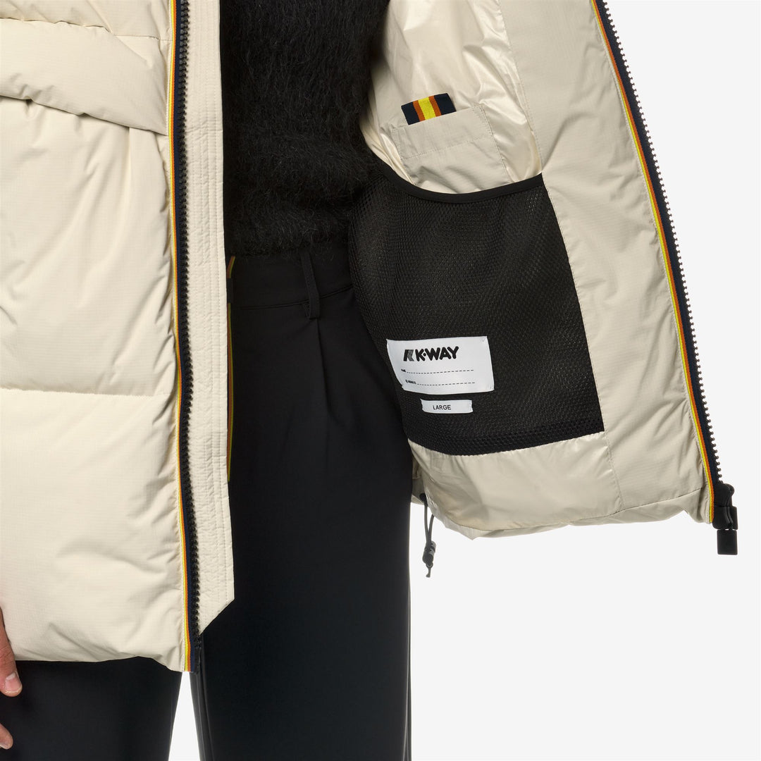 Chaqueta térmica beige unisex de media longitud para clima frío main