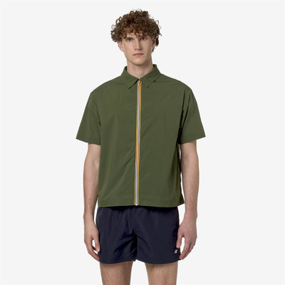 Jackets Man LICONCY Short GREEN CYPRESS Dressed Back (jpg Rgb)		